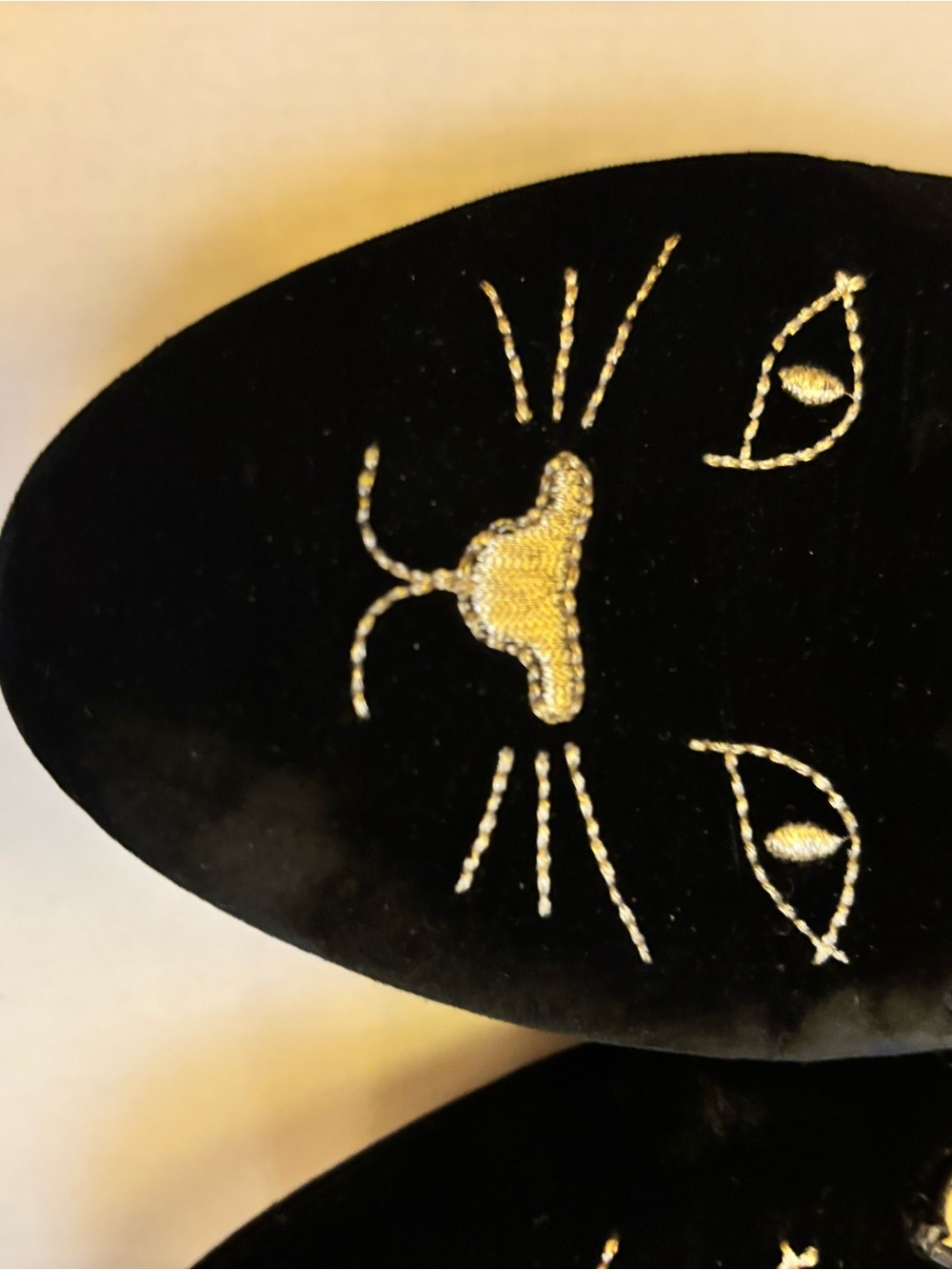 Charlotte Olympia Black Velvet Cat Face Embroidered Flats - Picture 7 of 7